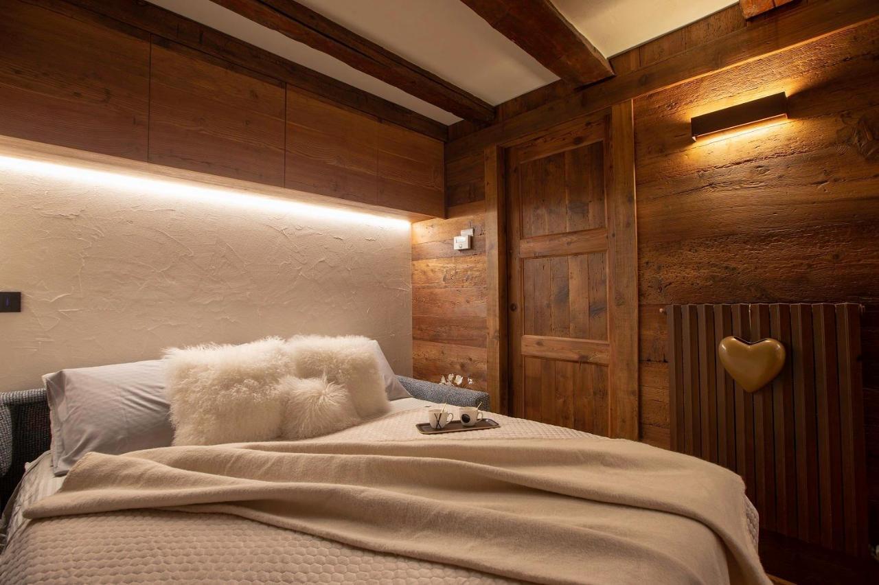 L.A. Suite Курмайор Екстериор снимка